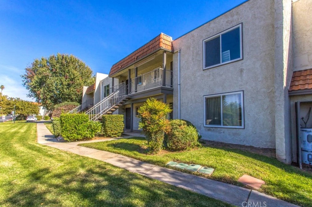 35113 Mesa Grande Dr, Calimesa, CA 92320-1938