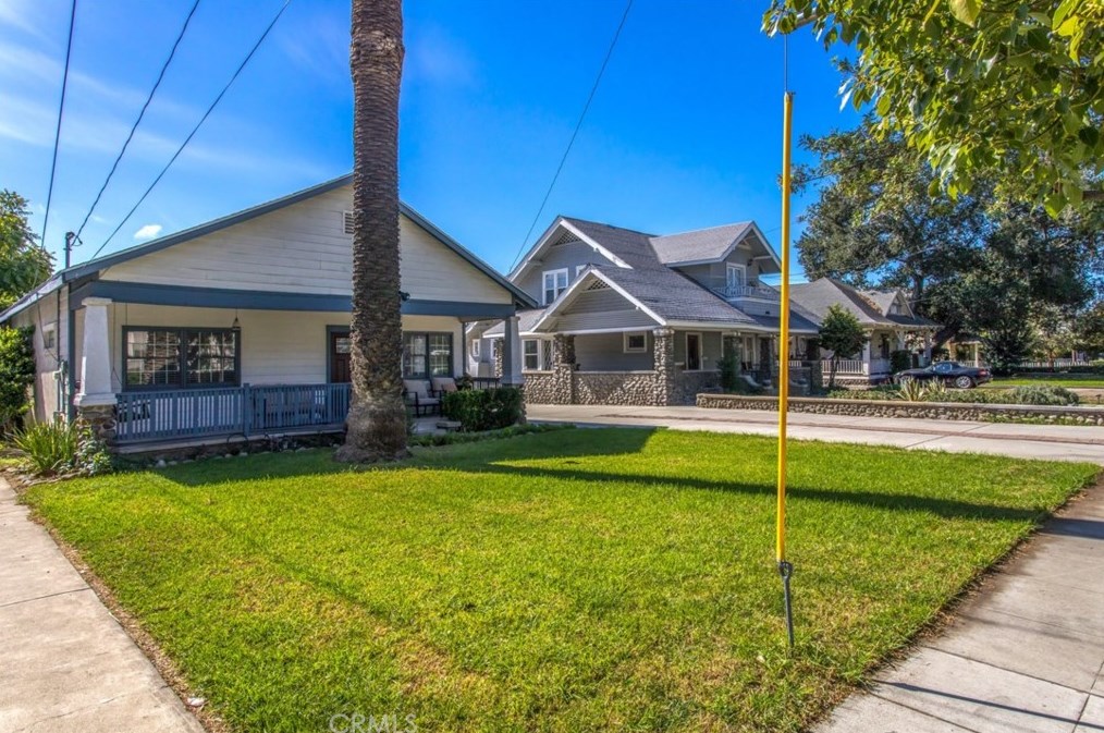 406 E Arrow Hwy, Upland, CA 91786