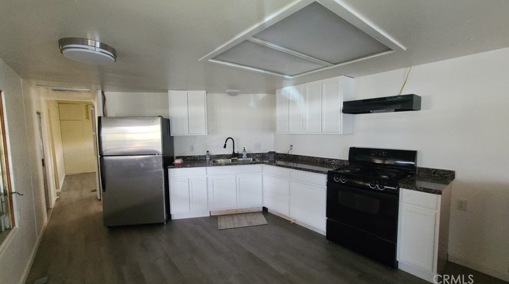 1001 3rd St #4, Calimesa, CA 92320