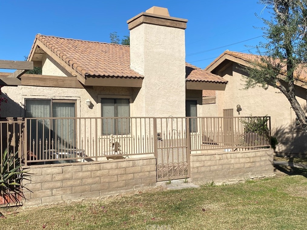 47395 Monroe St #284, Indio, CA 92201