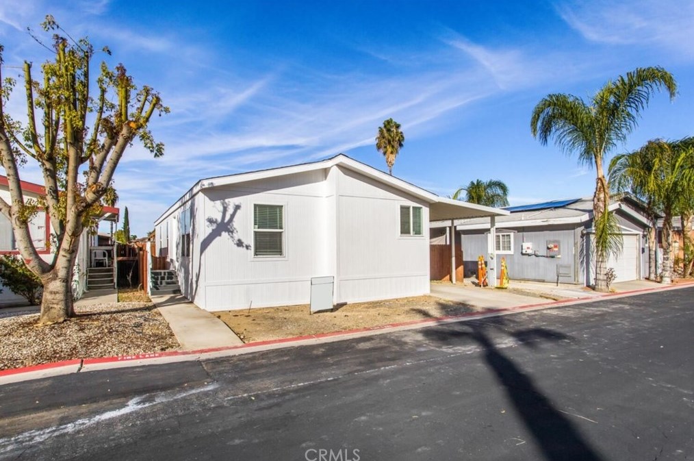 80 Dawes #21, Perris, CA 92571