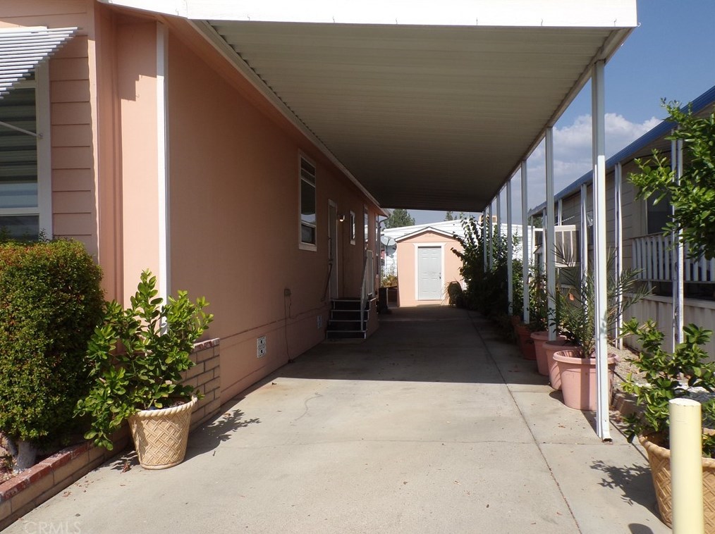 626 N Dearborn St #150, Redlands, CA 92374