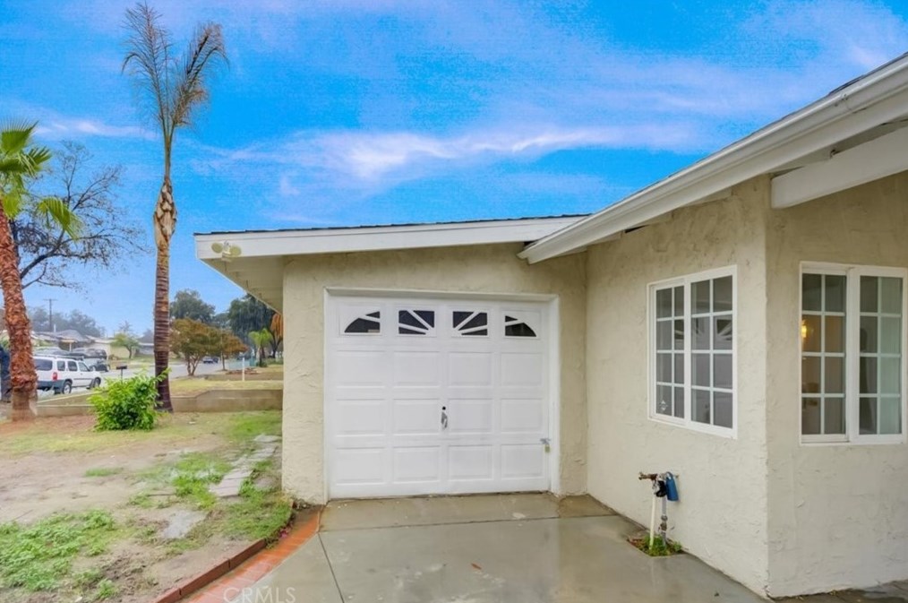 243 Mulvihill Ave, Redlands, CA 92374