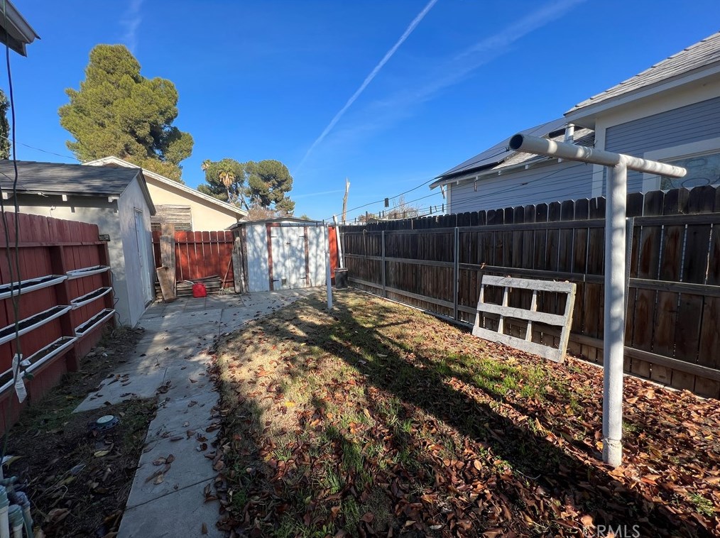1401 Middleton St, Hanford CA  93230-2835 exterior
