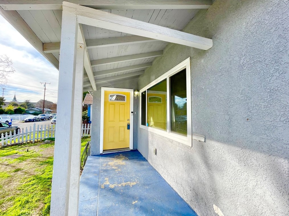 642 W Olive St, San Bernardino, CA 92410
