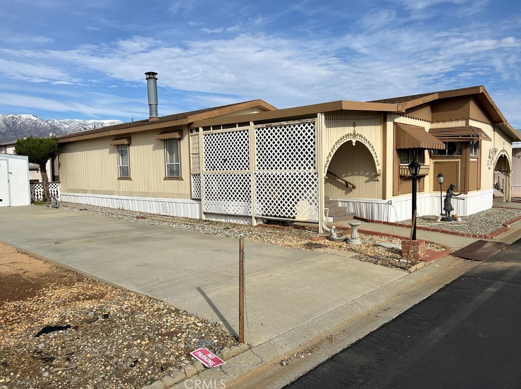 5700 W Wilson St #126, Banning, CA 92220