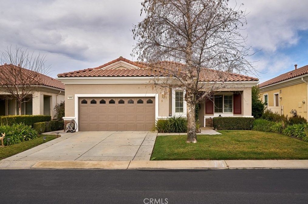 1040 Riviera Ct, Beaumont, CA 92223-8535