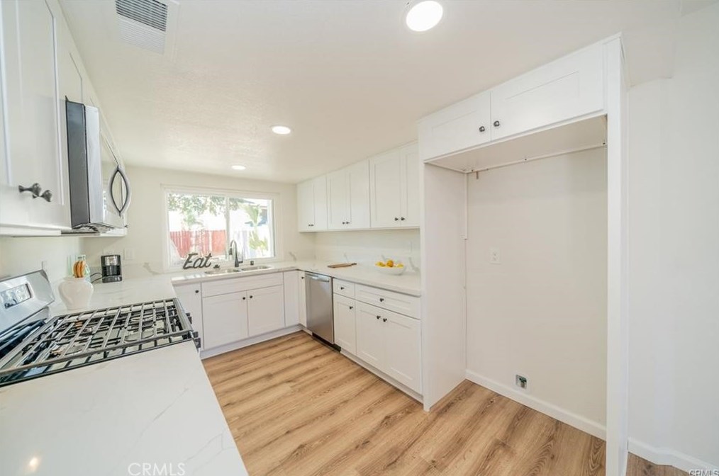 15777 Jalanie Ln, Moreno Valley CA  92551-6931 exterior