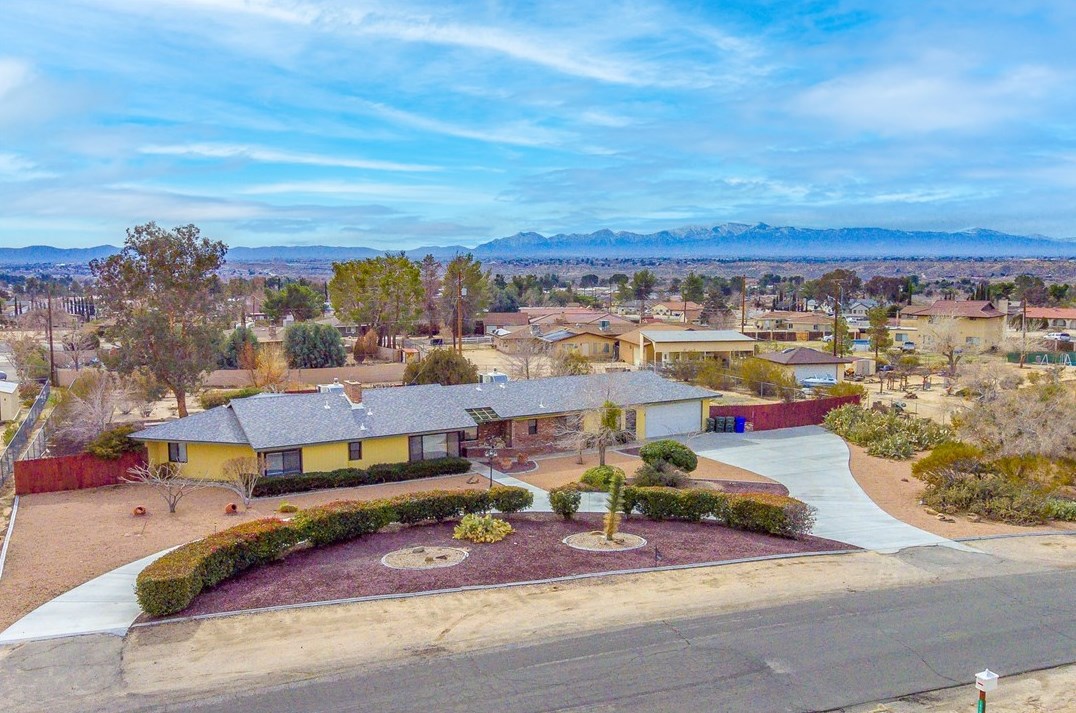 14867 Chapae Ln, Apple Valley, CA