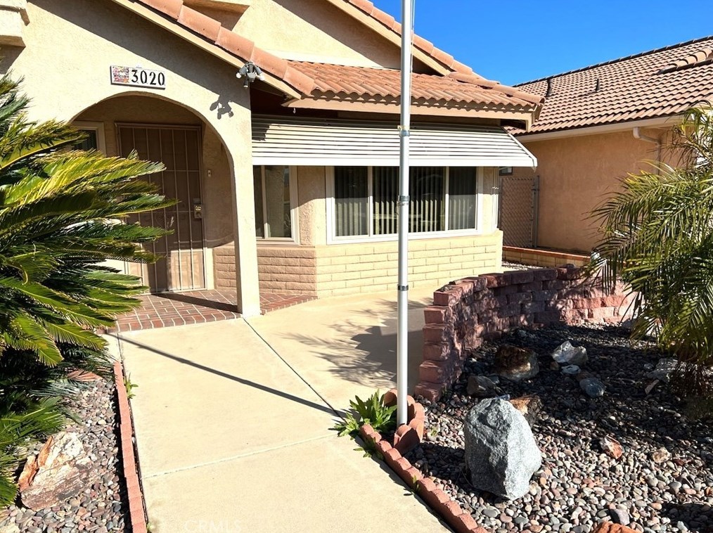 3020 La Paz Ave, Hemet, CA 92545-1563