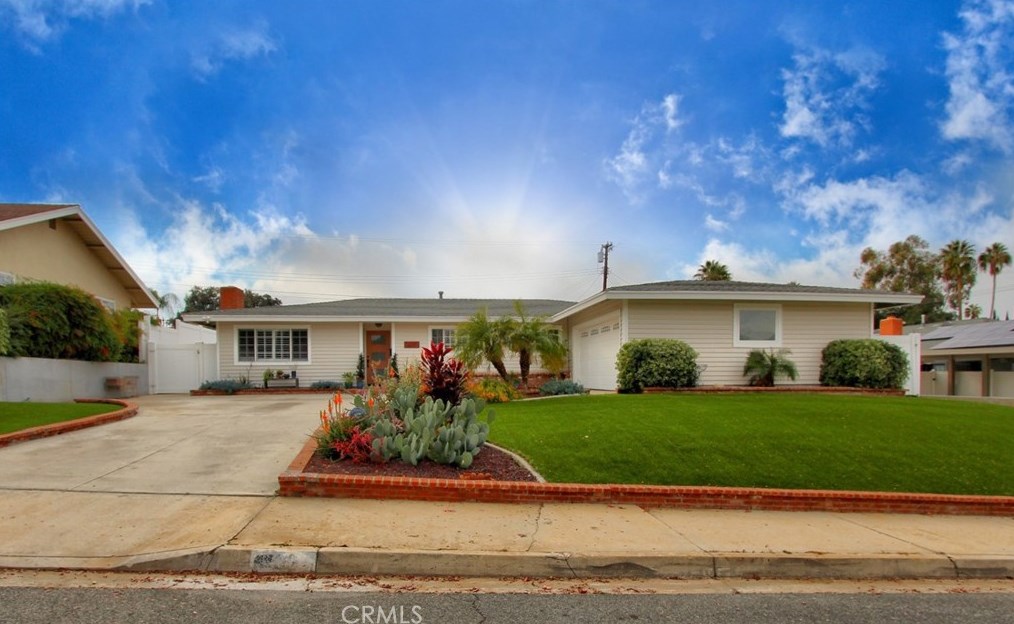 606 Iris St, Redlands, CA 92373