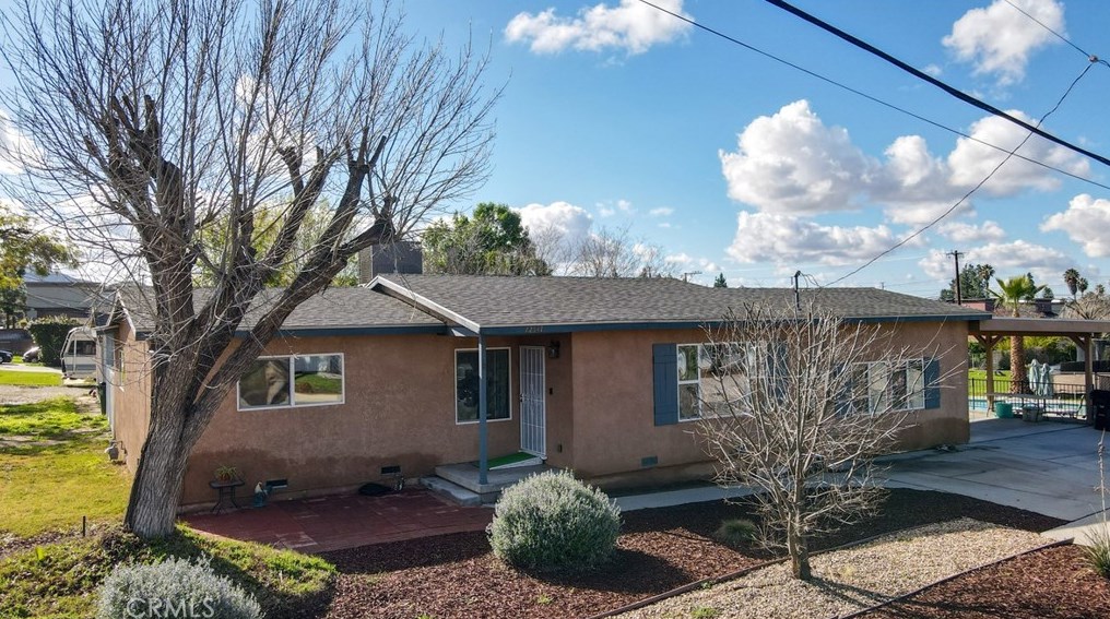 22547 Minona Dr, Colton, CA 92313-5157