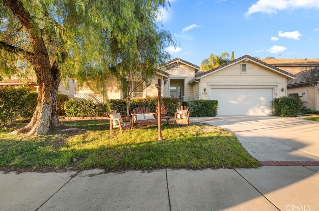29876 Sycamore Ridge Rd, Murrieta, CA 92563-4708