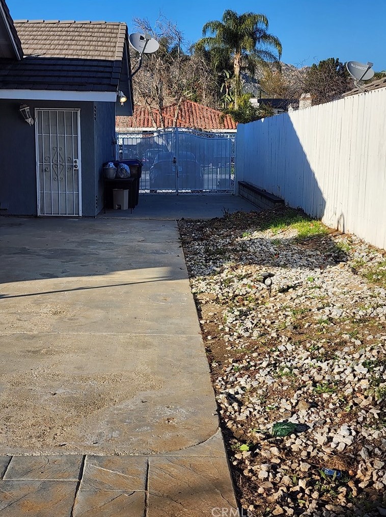 25653 Stuyvesant St, Moreno Valley CA  92557-7627 exterior