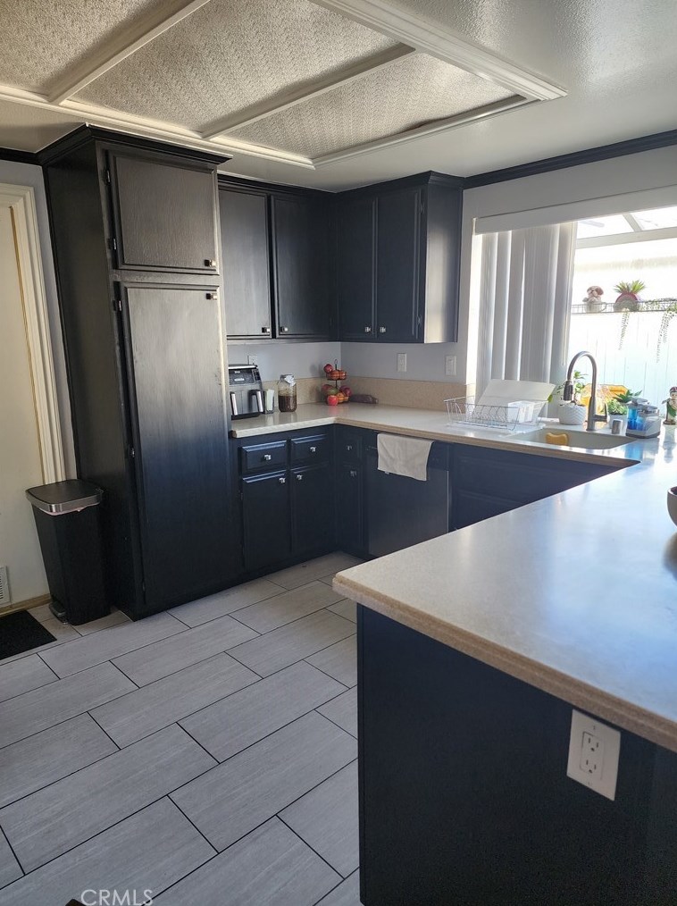 25653 Stuyvesant St, Moreno Valley CA  92557-7627 exterior