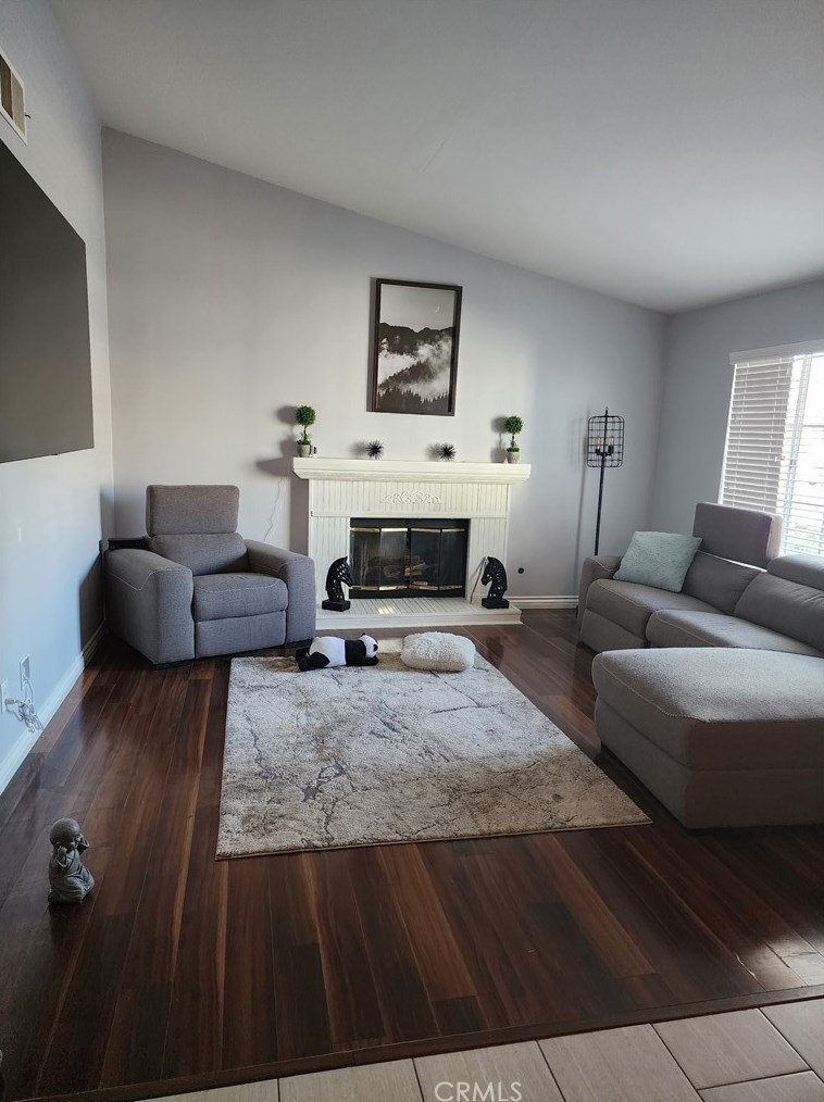 25653 Stuyvesant St, Moreno Valley CA  92557-7627 exterior