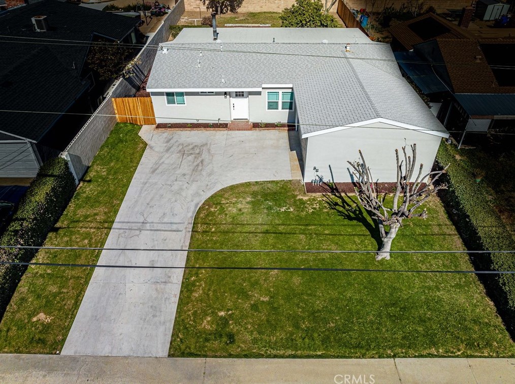 606 E 3rd St, Rialto, CA 92376
