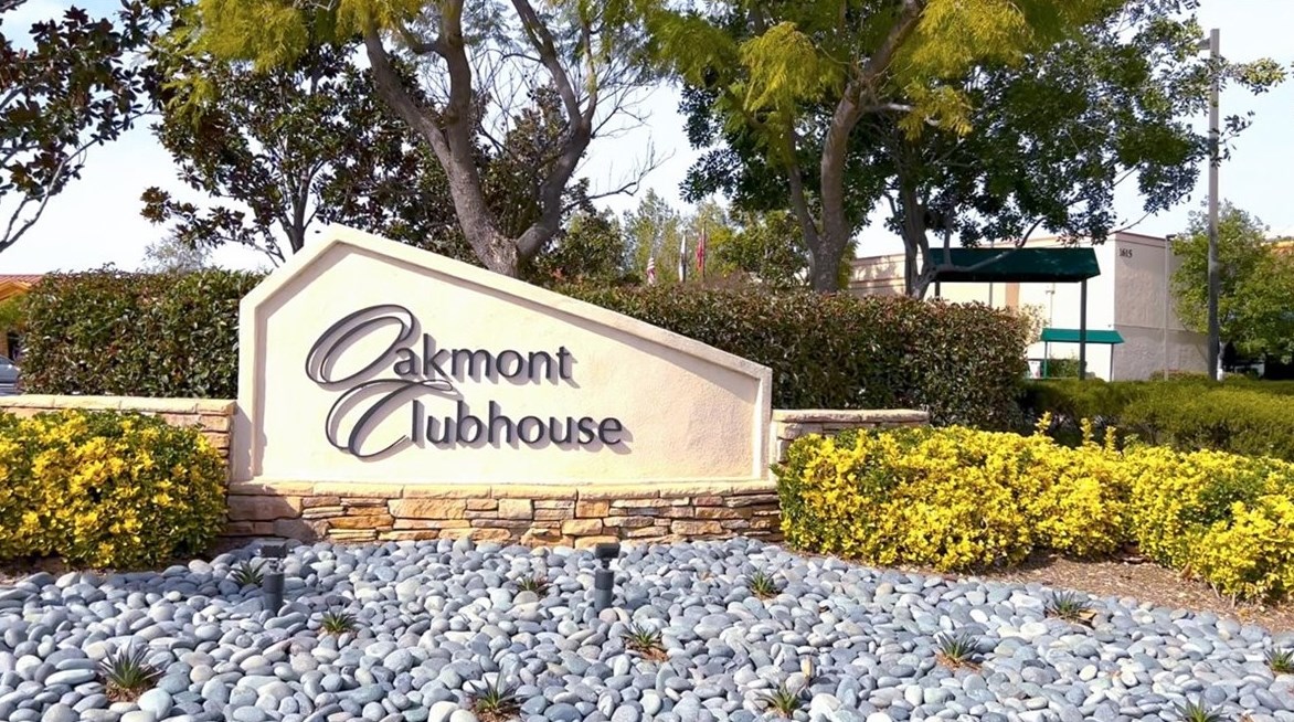 825 Sherwood Ct, Beaumont CA  92223-8556 exterior
