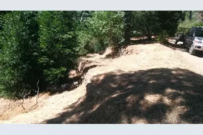 787 Burnt, Cedarpines Park, CA 92322 - Photo 2
