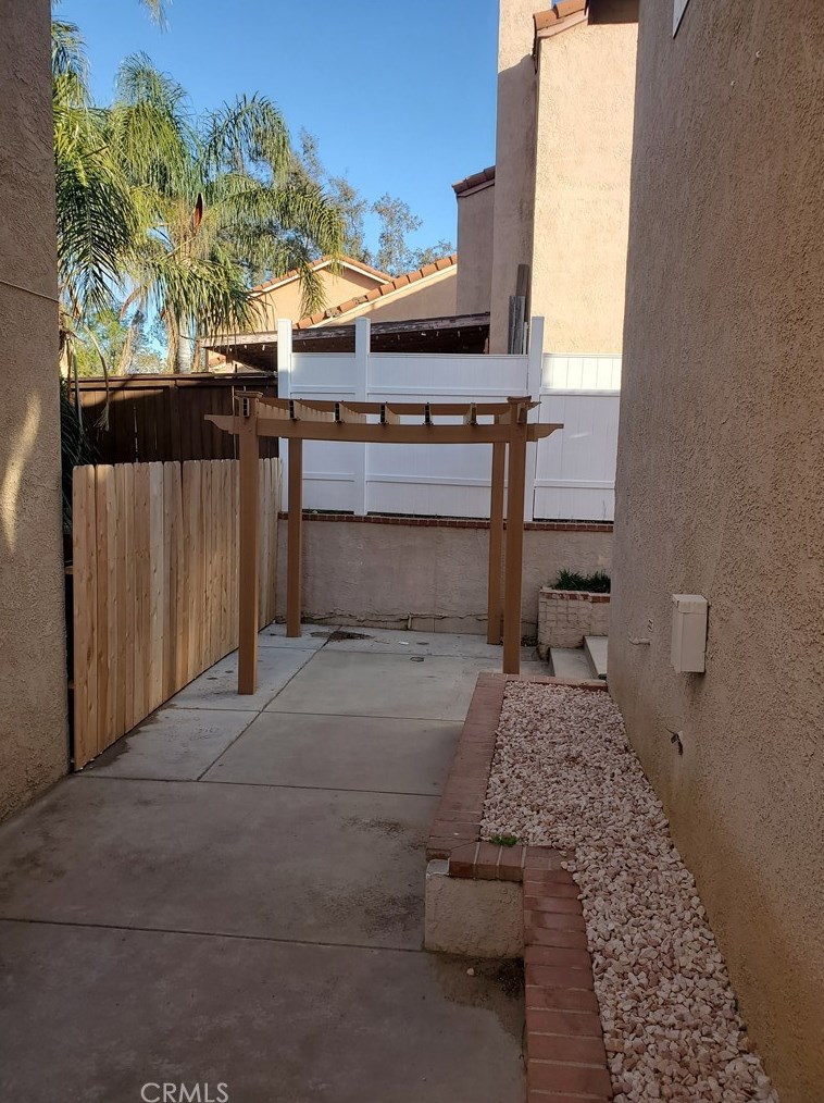 14702 Cinnamon Dr, Fontana, CA 92337-0455