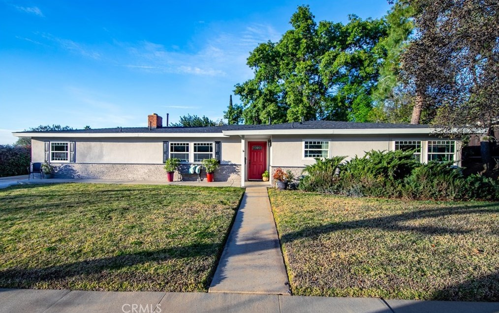 309 E South Ave, Redlands, CA 92373