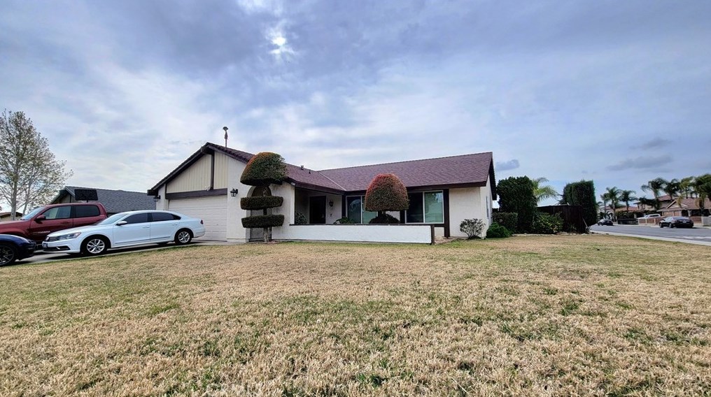 1588 N Fillmore Ave, Rialto, CA 92376