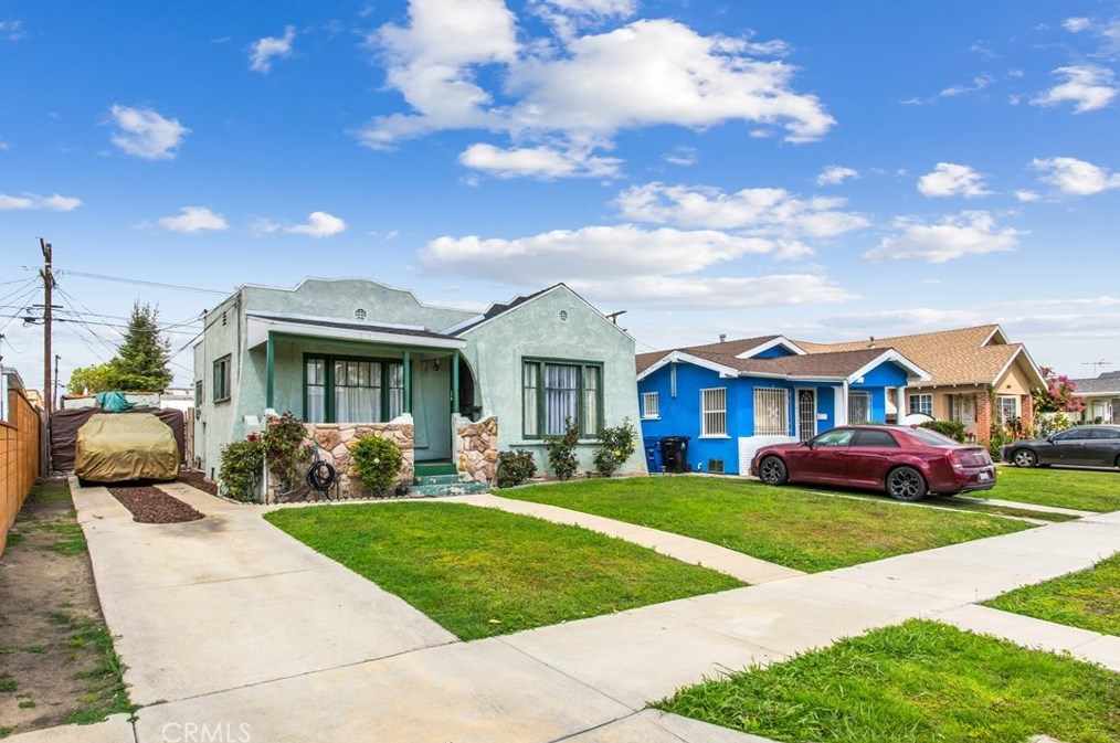 6727 4th Ave, Los Angeles, CA 90043-4460