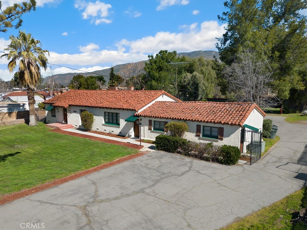 575 De Anza Dr, San Jacinto, CA 92583