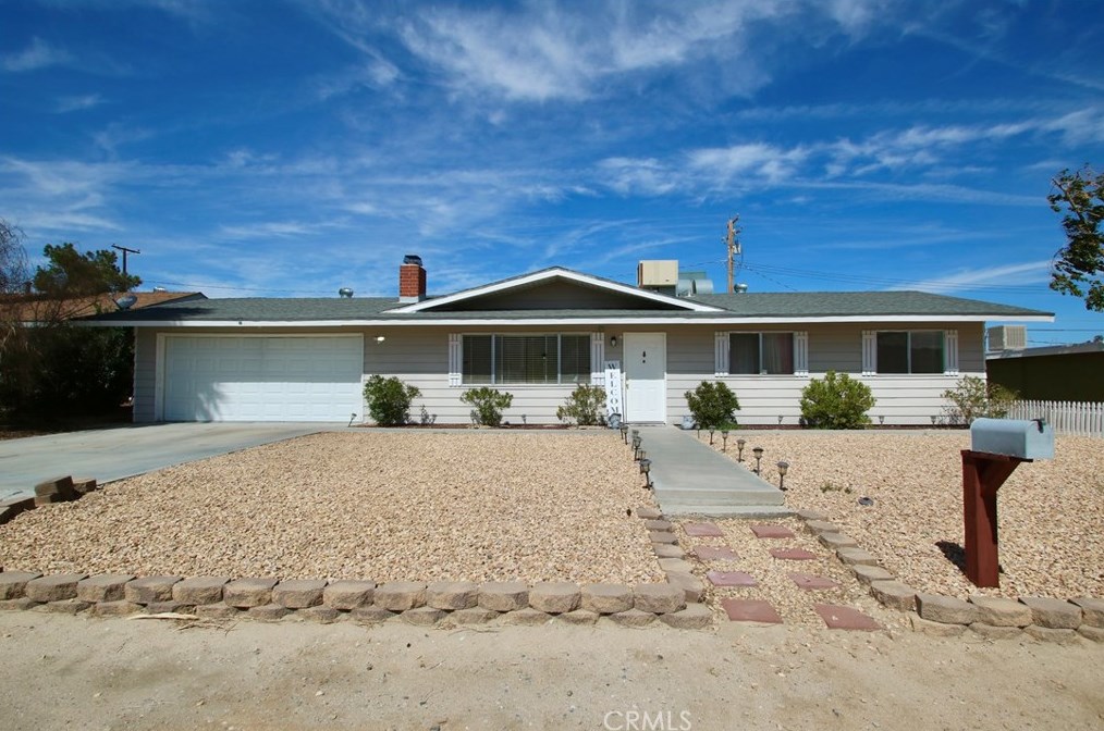 72390 Sunnyslope Dr, Twntynine Plm, CA 92277