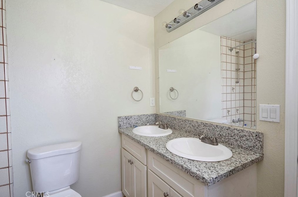9048 Mesa Rd, Lucerne Valley CA  92356 exterior