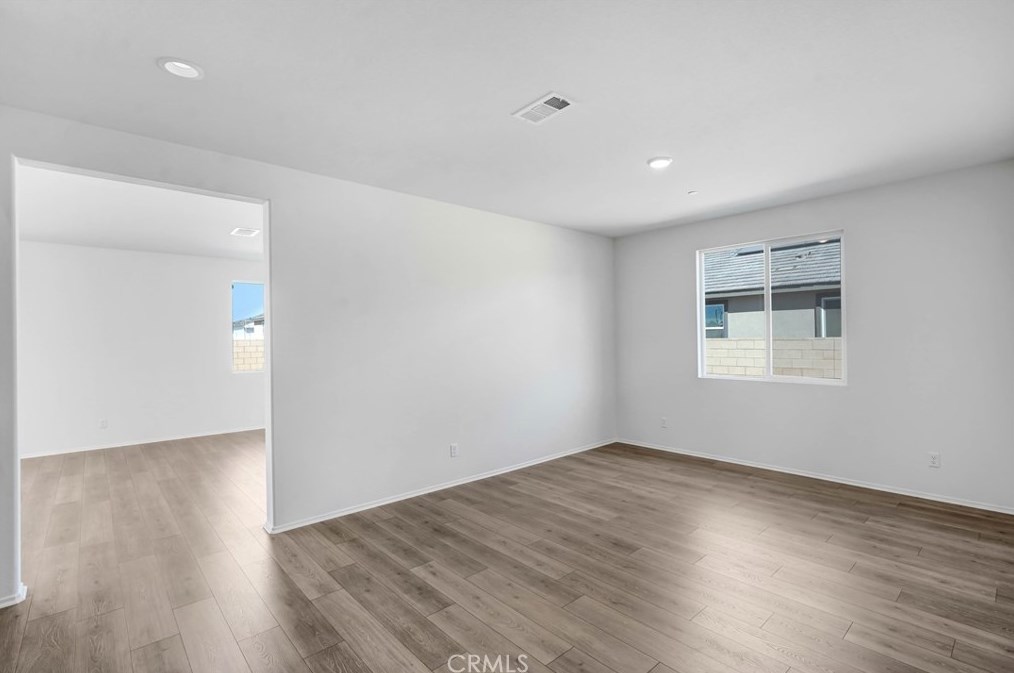 12354 Pinos Verde Ln, Victorville, CA 92392
