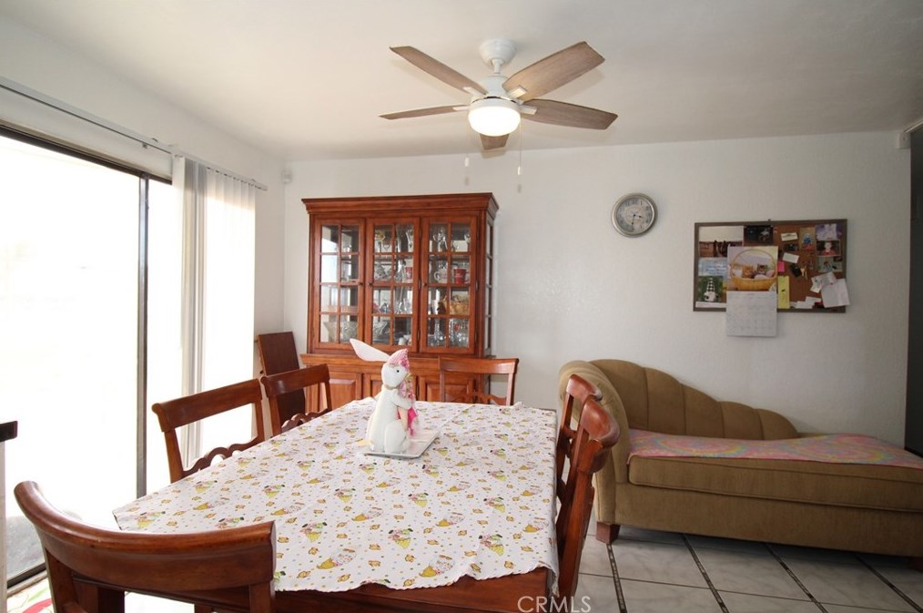 15876 Ute Rd, Apple Valley CA  92307-3122 exterior