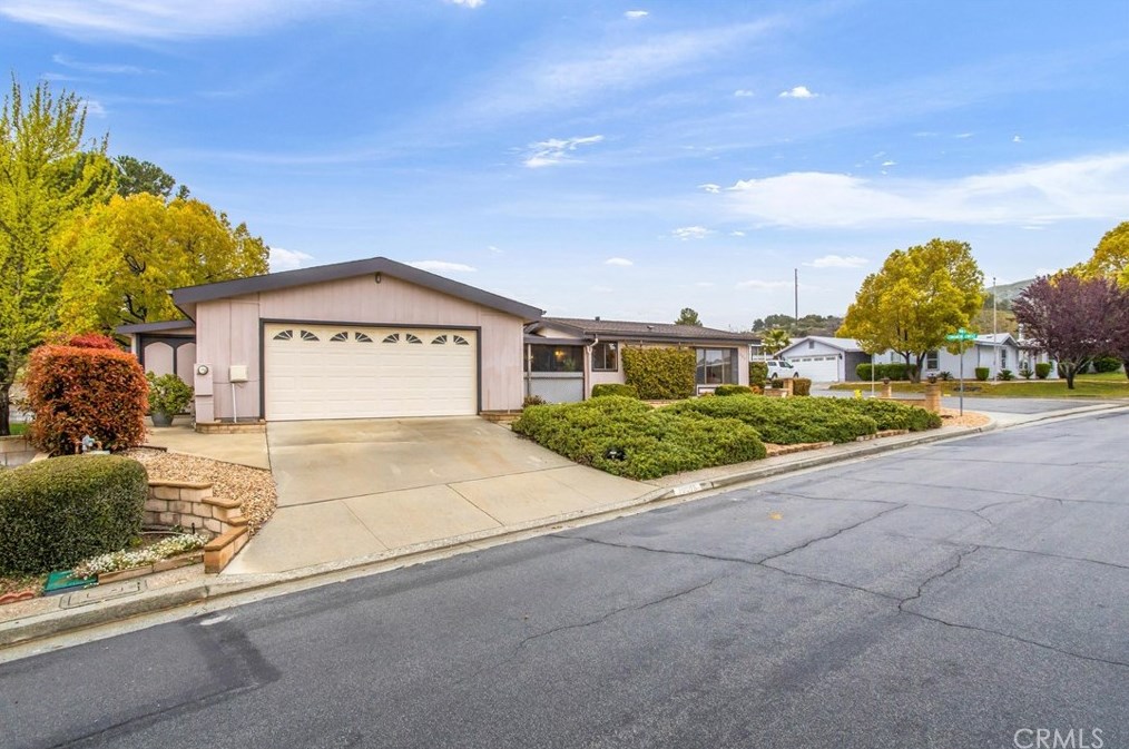 10005 Frontier, Beaumont, CA 92223