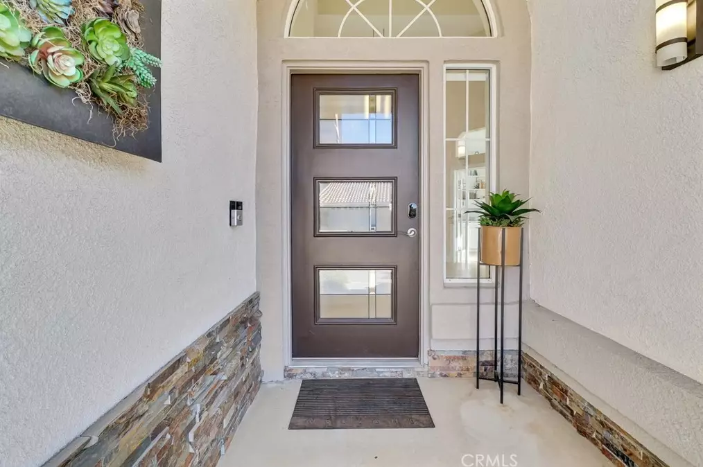 1218 Bel Air Ct, Banning CA  92220-6402 exterior