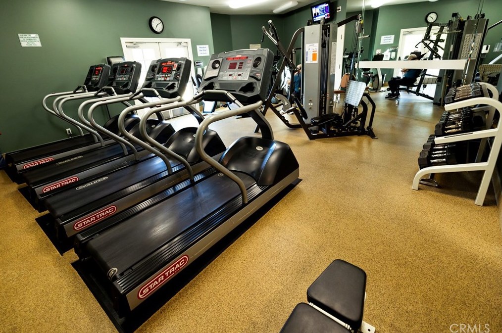 1218 Bel Air Ct, Banning CA  92220-6402 exterior