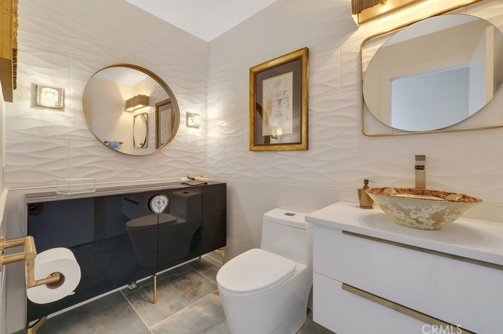 1218 Bel Air Ct, Banning CA  92220-6402 exterior