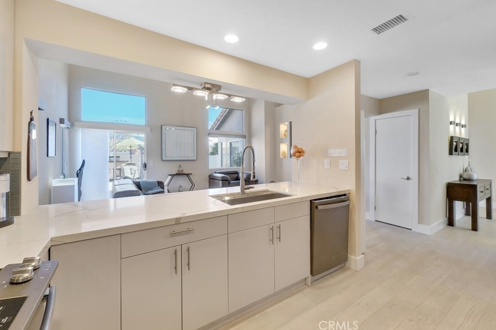 1218 Bel Air Ct, Banning CA  92220-6402 exterior