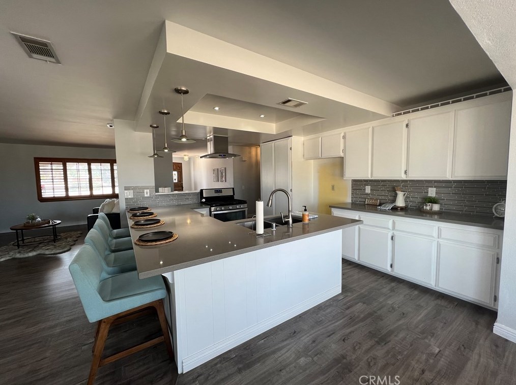 20716 Yucca Loma Rd, Apple Valley CA  92307-5743 exterior