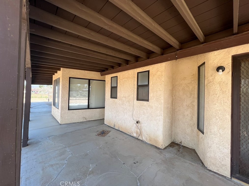 20716 Yucca Loma Rd, Apple Valley CA  92307-5743 exterior