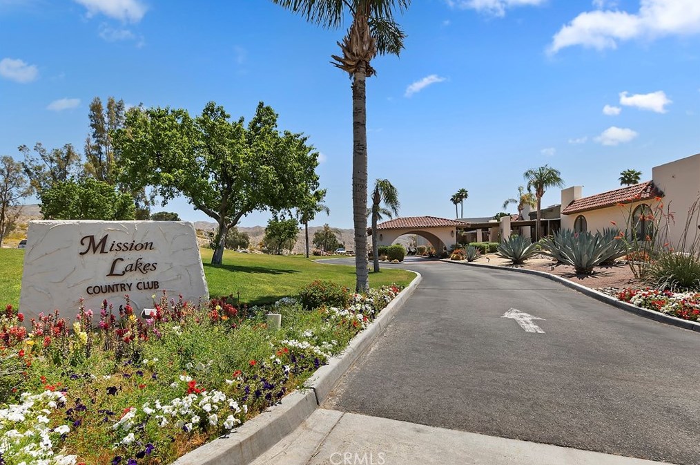 9651 Spyglass Ave #11, Desert Hot Springs, CA 92240