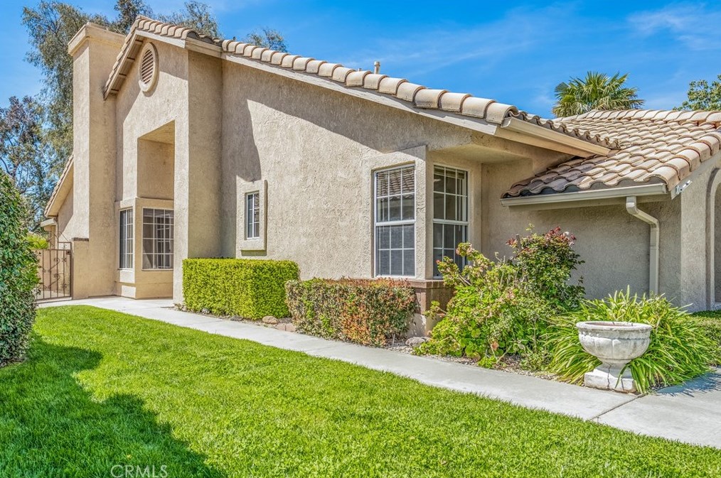 6244 Pebble Beach Dr, Banning, CA 92220-5341