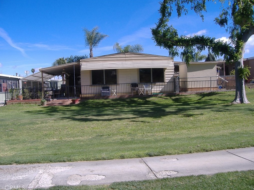 30741 Paradise Palm Ave, Homeland, CA 92548-9553