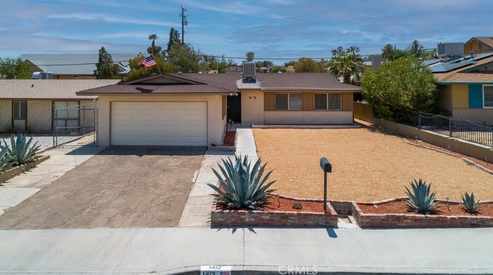 1412 De Anza St, Barstow, CA 92311
