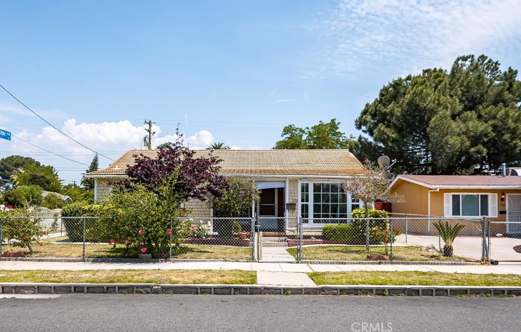 1156 Washington St, Redlands, CA 92374