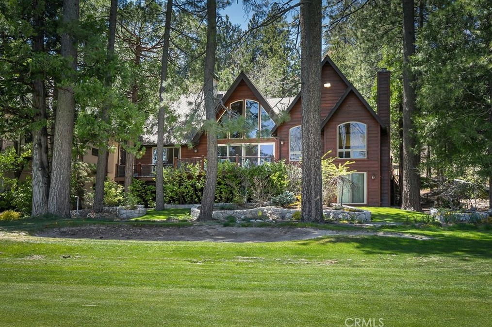 621 Brentwood Dr, Lake Arrowhead, CA 92352