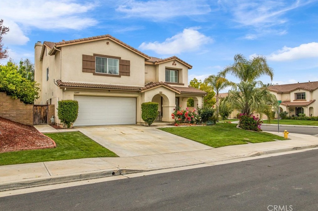 32047 Zion Way, Winchester, CA 92596