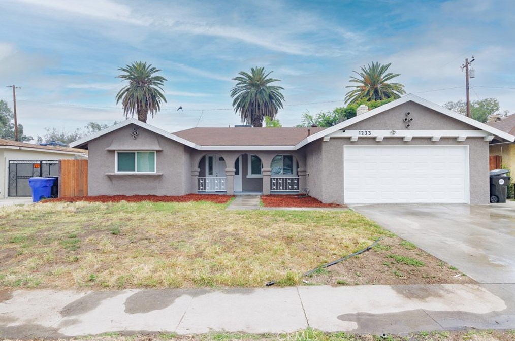 1233 Holly Vista Blvd, San Bernardino, CA 92404