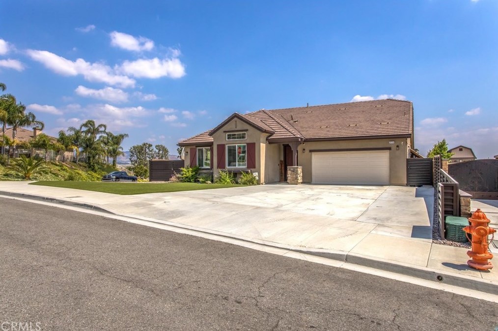 29795 Cabo Del Oeste, Highland, CA 92346-5968