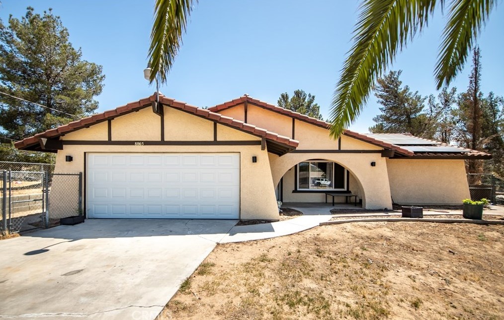 8865 Lilford Ave, Hesperia, CA 92345