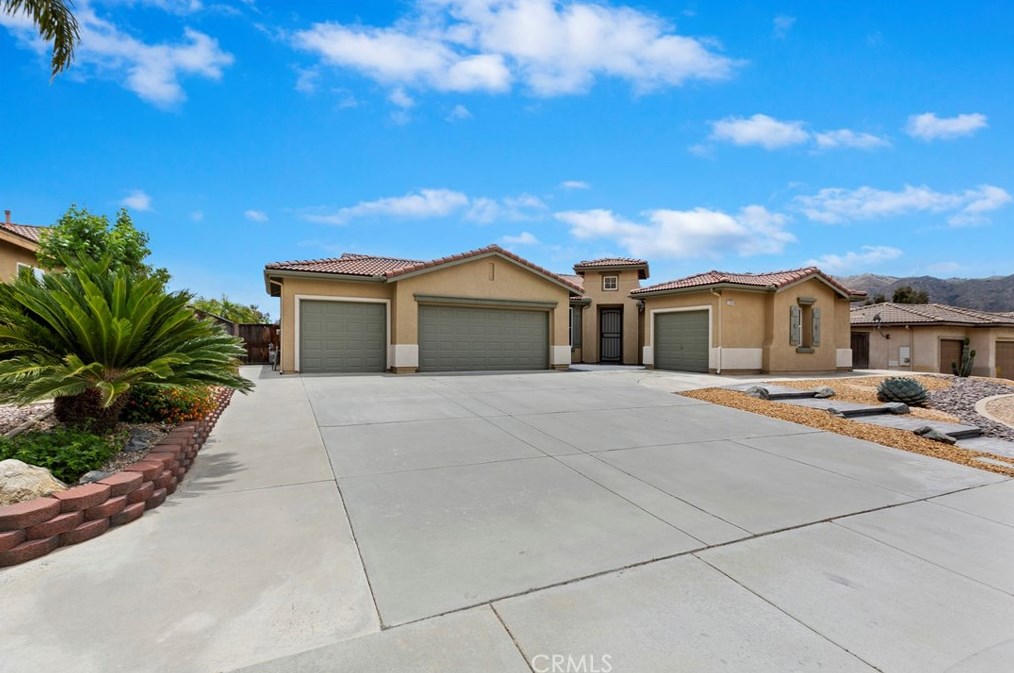 23311 Montalvo Rd, Moreno Valley, CA 92557